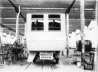 Den första bussen som ASJ byggde