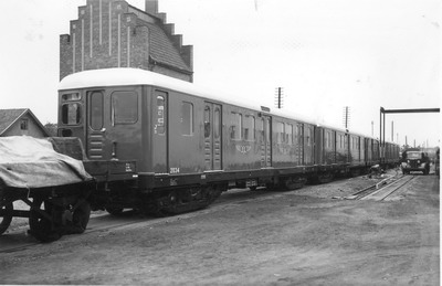 Tunnelbanevagnar inför leverans till SS